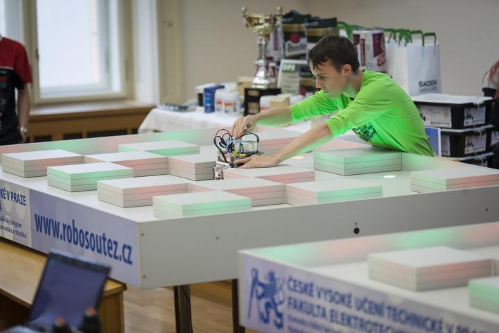 Robosoutež 2015